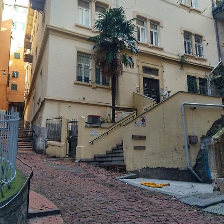 Апартаменты Casa Maura - 2 Passi Nella Storia Генуя Экстерьер фото